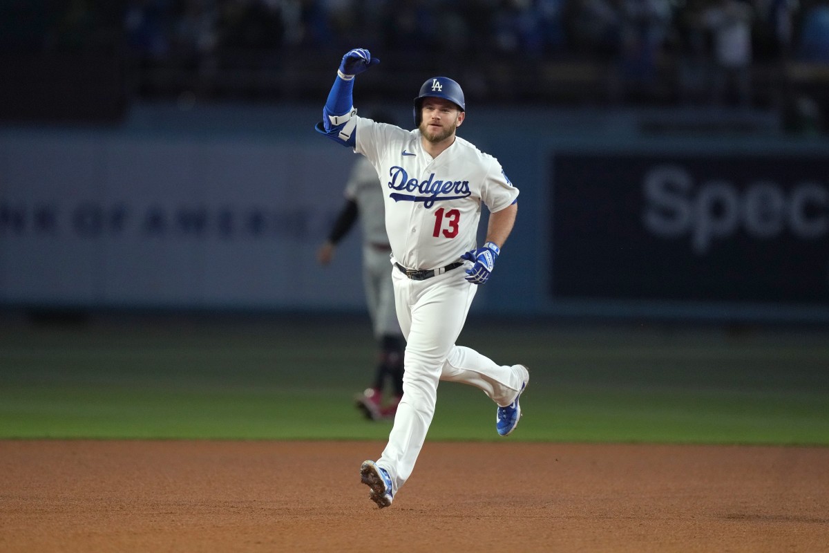 Dodgers' Max Muncy: A Fictional Dialogue With His Alternate Self Dodgers' Max Muncy: A Fictional Dialogue With His Alternate Self