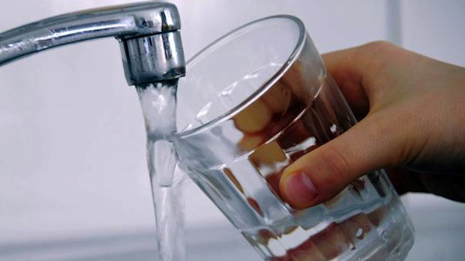 Eau Du Robinet Polluée : Solutions De Filtration Pour Une Eau Potable Saine Eau Du Robinet Polluée : Solutions De Filtration Pour Une Eau Potable Saine