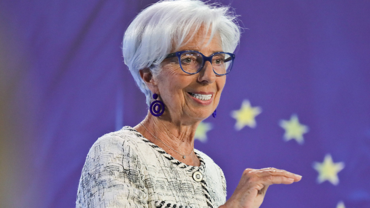 ECB Başkanı Lagarde'ın Küresel Ticaret Gerilimlerine İlişkin Uyarısı Ve Enflasyon ECB Başkanı Lagarde'ın Küresel Ticaret Gerilimlerine İlişkin Uyarısı Ve Enflasyon