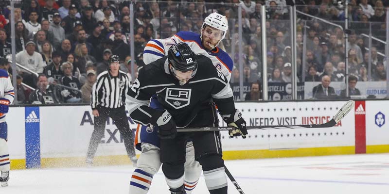 Edmonton Oilers Force Overtime Win Against Los Angeles Kings, Series Tied Edmonton Oilers Force Overtime Win Against Los Angeles Kings, Series Tied