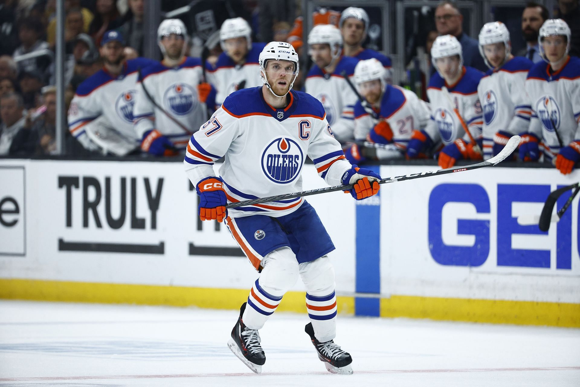 Edmonton Oilers Projected To Win Against Los Angeles Kings: Betting Analysis Edmonton Oilers Projected To Win Against Los Angeles Kings: Betting Analysis
