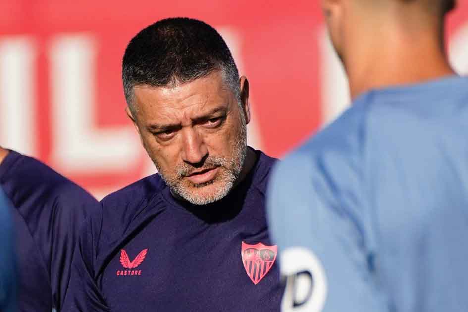 El Sevilla FC Despide A García Pimienta Y Nombra A Joaquín Caparrós Como Nuevo Entrenador El Sevilla FC Despide A García Pimienta Y Nombra A Joaquín Caparrós Como Nuevo Entrenador