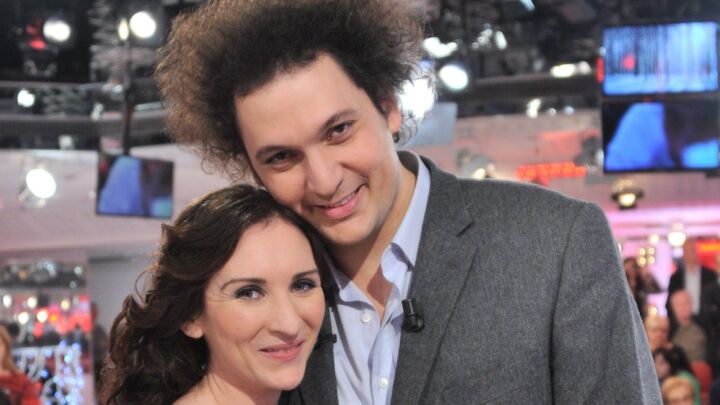 Eric Antoine En Couple : Mystère Autour D'une Relation Avec Un Acteur Célèbre De M6 Eric Antoine En Couple : Mystère Autour D'une Relation Avec Un Acteur Célèbre De M6