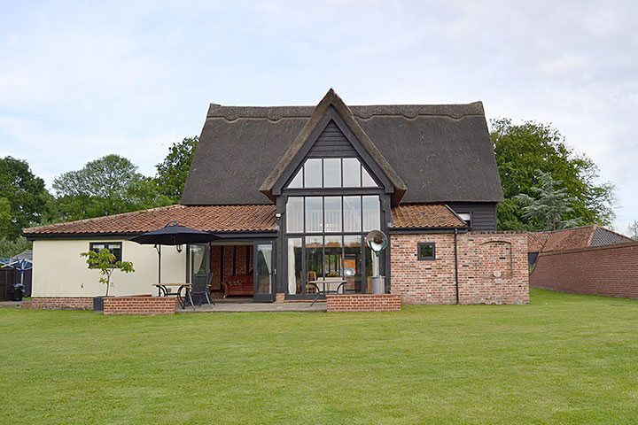 Escape To The Country: Top Locations For A Tranquil Lifestyle Escape To The Country: Top Locations For A Tranquil Lifestyle