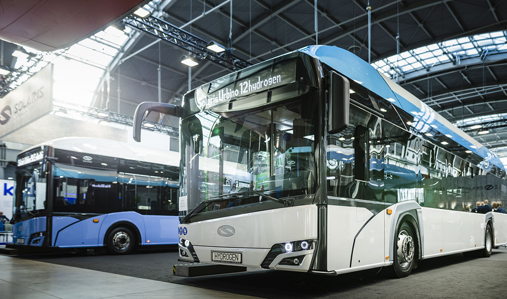 Evaluating Hydrogen And Battery Electric Buses For European Transit Needs Evaluating Hydrogen And Battery Electric Buses For European Transit Needs