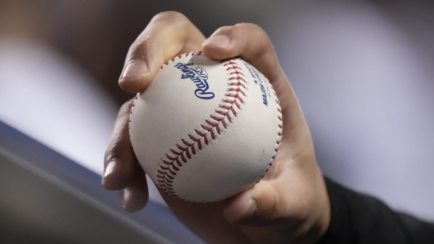 Evaluating [Pitcher's Name]:  Will He Crack The Mets Starting Rotation?