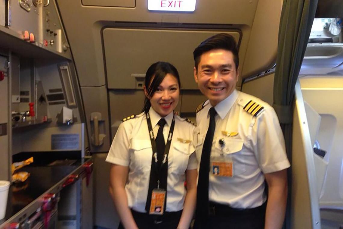 Ex-SIA Flight Attendant's Transition: From Passenger Service To Pilot Ex-SIA Flight Attendant's Transition: From Passenger Service To Pilot