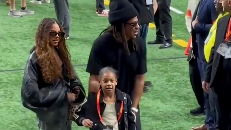 Exclusive Photos: Jay-Z's Family Outing At The Super Bowl  - Blue Ivy And Rumi Carter