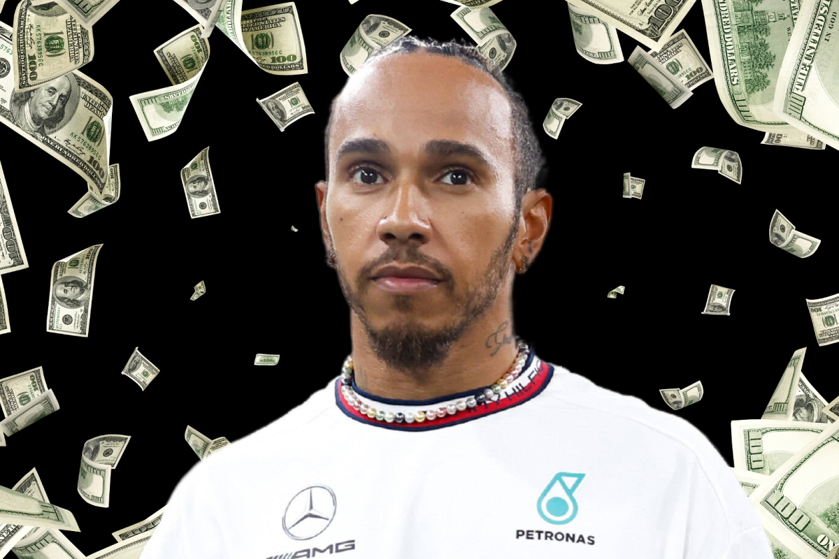 F1 News: Hamilton Update Prompts Mercedes Investigation F1 News: Hamilton Update Prompts Mercedes Investigation