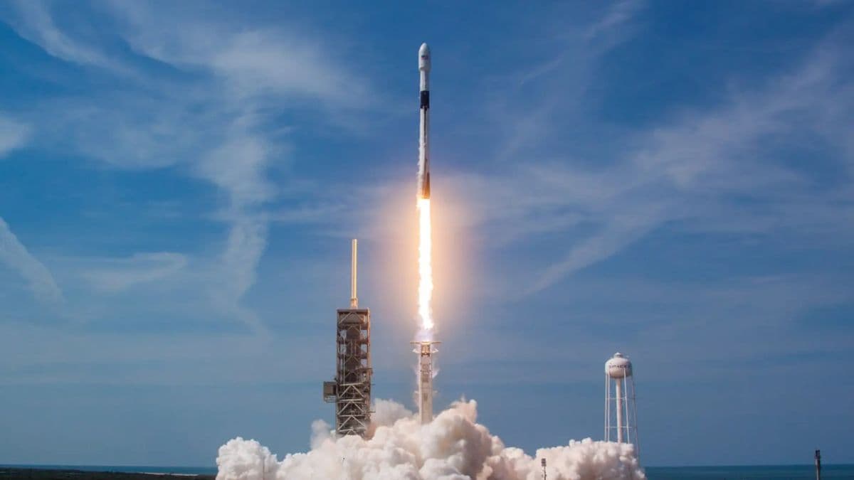 Falcon 9 Successfully Deploys 28 Starlink Satellites: SpaceX Reaches New High Falcon 9 Successfully Deploys 28 Starlink Satellites: SpaceX Reaches New High