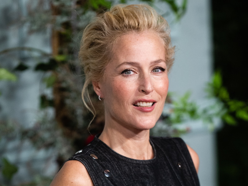 Filming Underway: Ben Affleck And Gillian Anderson's New Movie Shootout Scene