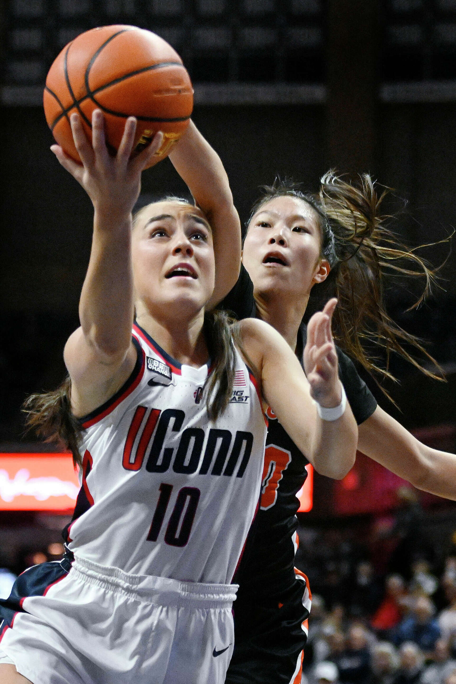 First Taiwanese American Drafted To The WNBA: Kaitlyn Chen's Achievement First Taiwanese American Drafted To The WNBA: Kaitlyn Chen's Achievement