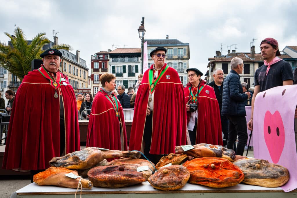 Foire Au Jambon Bayonne 2025: Le Maire S'Interroge Sur Le Déficit Et Les Coûts D'Organisation Foire Au Jambon Bayonne 2025: Le Maire S'Interroge Sur Le Déficit Et Les Coûts D'Organisation