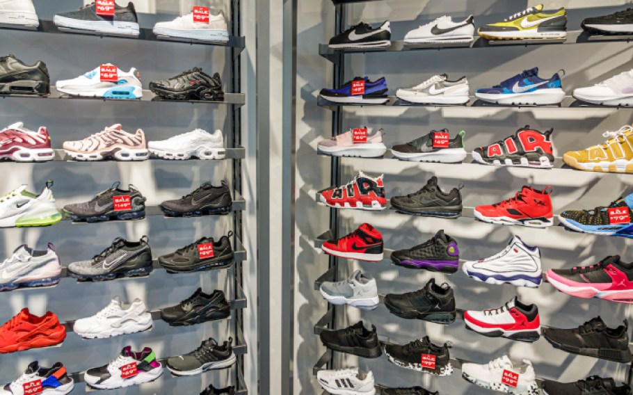 Foot Locker Earnings: Nike's Turnaround Takes Shape, Analysts Agree Foot Locker Earnings: Nike's Turnaround Takes Shape, Analysts Agree