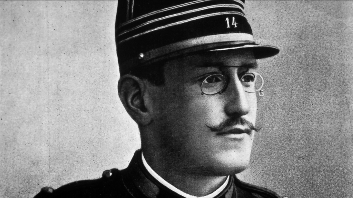 France Revisits Dreyfus Affair: Calls For Military Honor France Revisits Dreyfus Affair: Calls For Military Honor