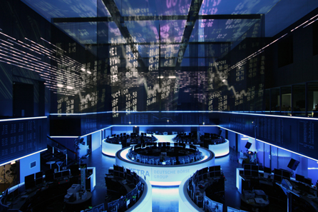 Frankfurt Stock Exchange: DAX Remains Stable Following Record Growth Frankfurt Stock Exchange: DAX Remains Stable Following Record Growth