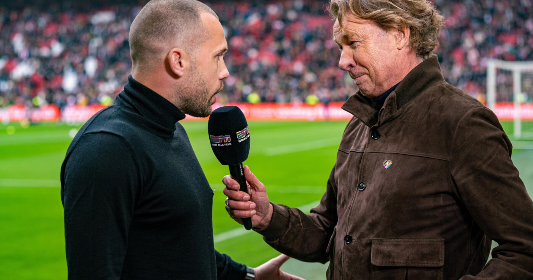 Gesprekken Ajax-Heitinga Over Hoofdtrainerschap Vorderen Gesprekken Ajax-Heitinga Over Hoofdtrainerschap Vorderen