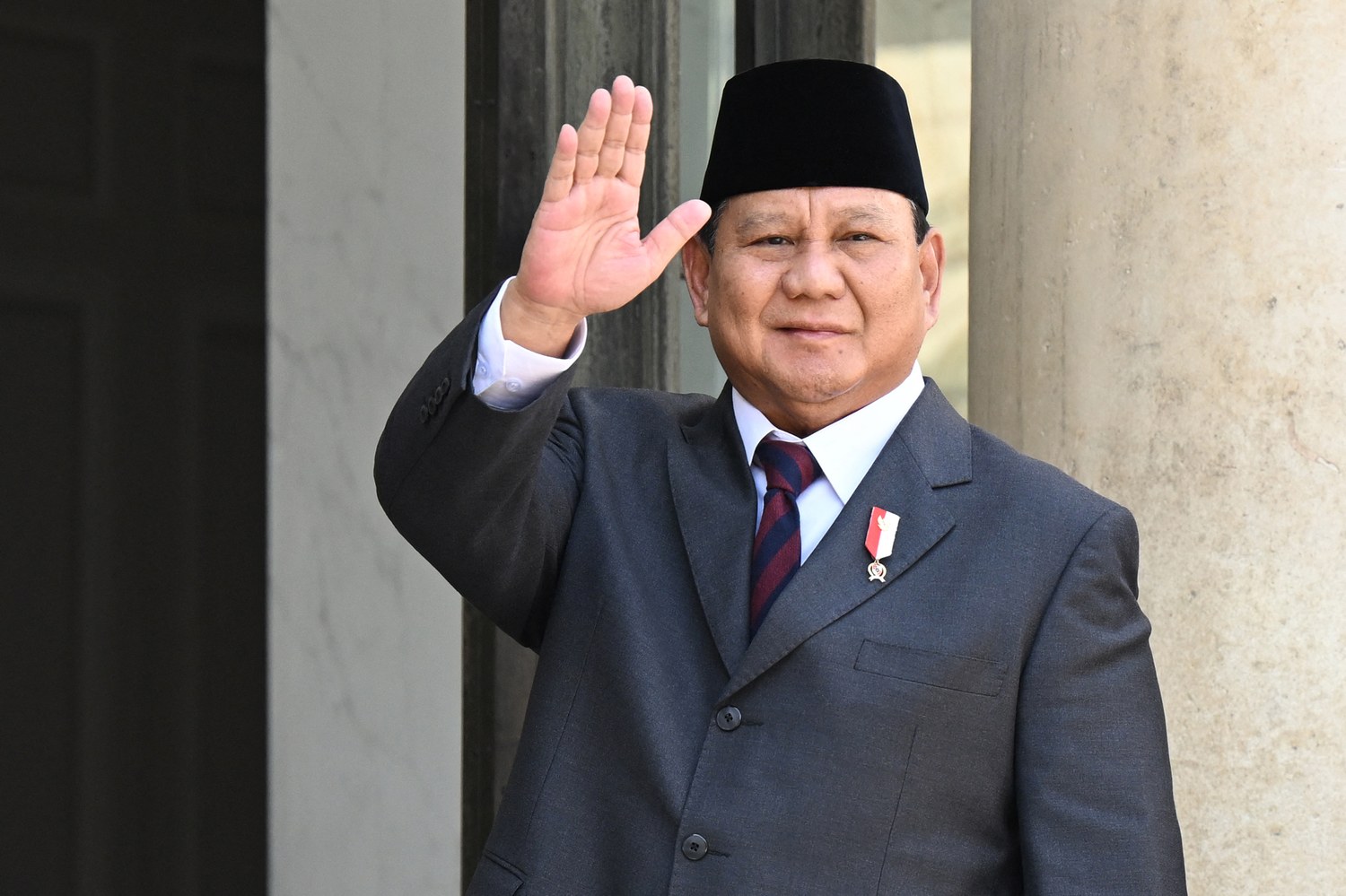Giant Sea Wall: Persetujuan DPR Dan Komitmen Presiden Prabowo Giant Sea Wall: Persetujuan DPR Dan Komitmen Presiden Prabowo