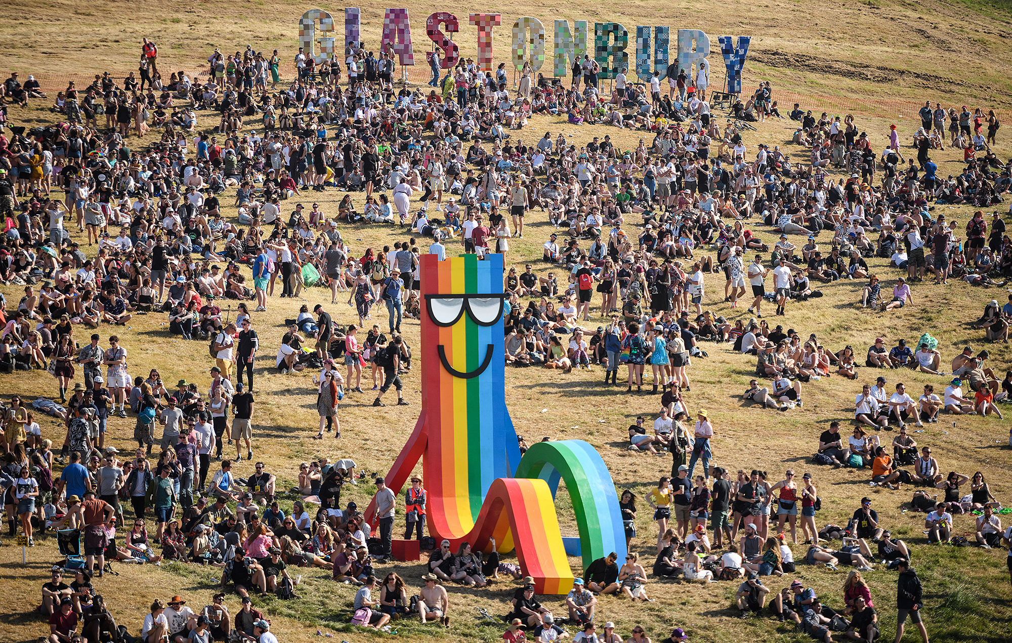 Glastonbury Festival: Fan Anger Over Conflicting Set Times Glastonbury Festival: Fan Anger Over Conflicting Set Times