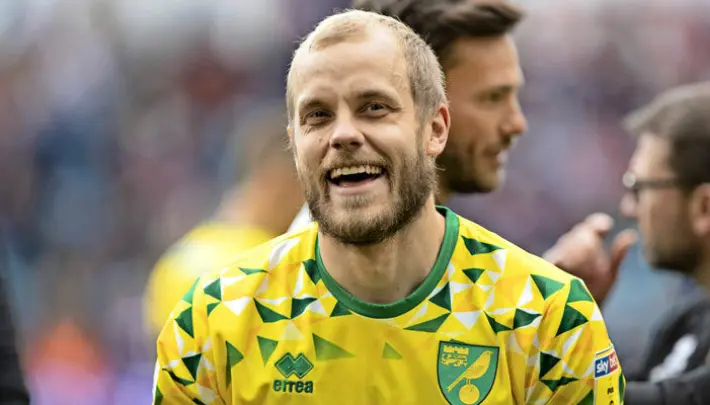 Glen Kamara Ja Teemu Pukki Vaihdossa – Friisin Yllätysratkaisu Glen Kamara Ja Teemu Pukki Vaihdossa – Friisin Yllätysratkaisu