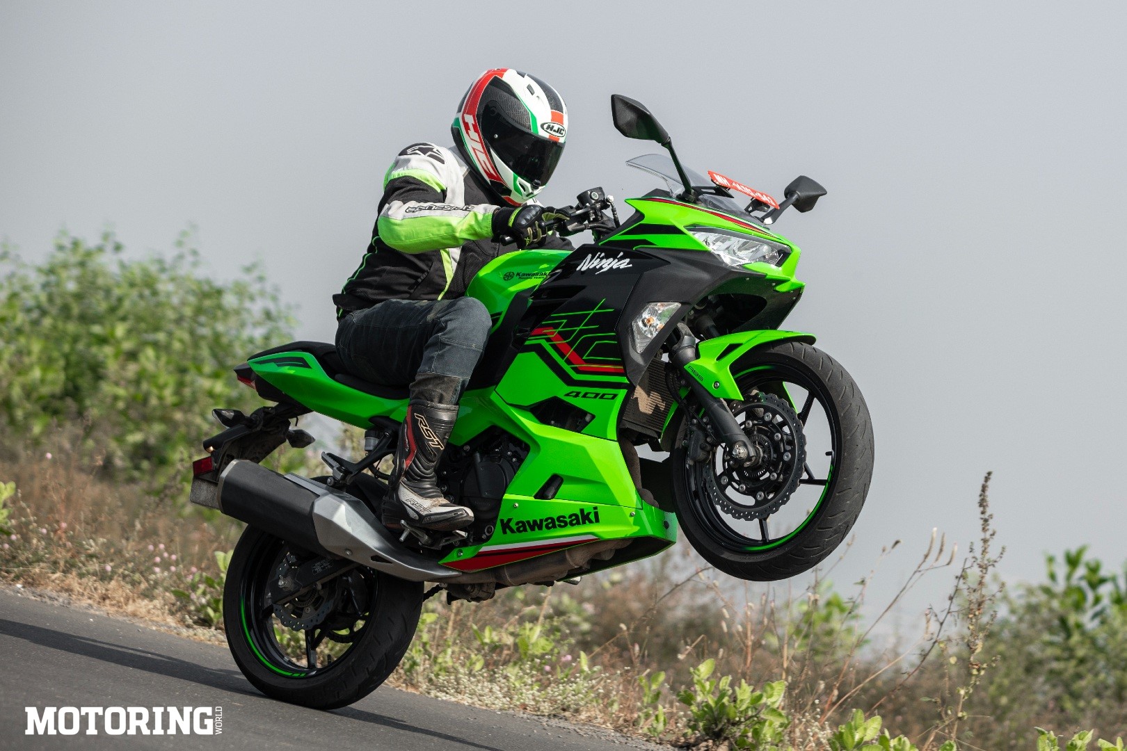 Grab Huge Savings: ₹45,000 Off Kawasaki Ninja Motorcycles Grab Huge Savings: ₹45,000 Off Kawasaki Ninja Motorcycles