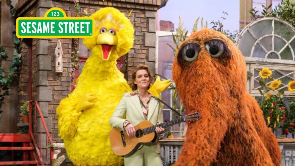 Gratitude On Sesame Street: SZA And Elmo's New Musical Collaboration Gratitude On Sesame Street: SZA And Elmo's New Musical Collaboration