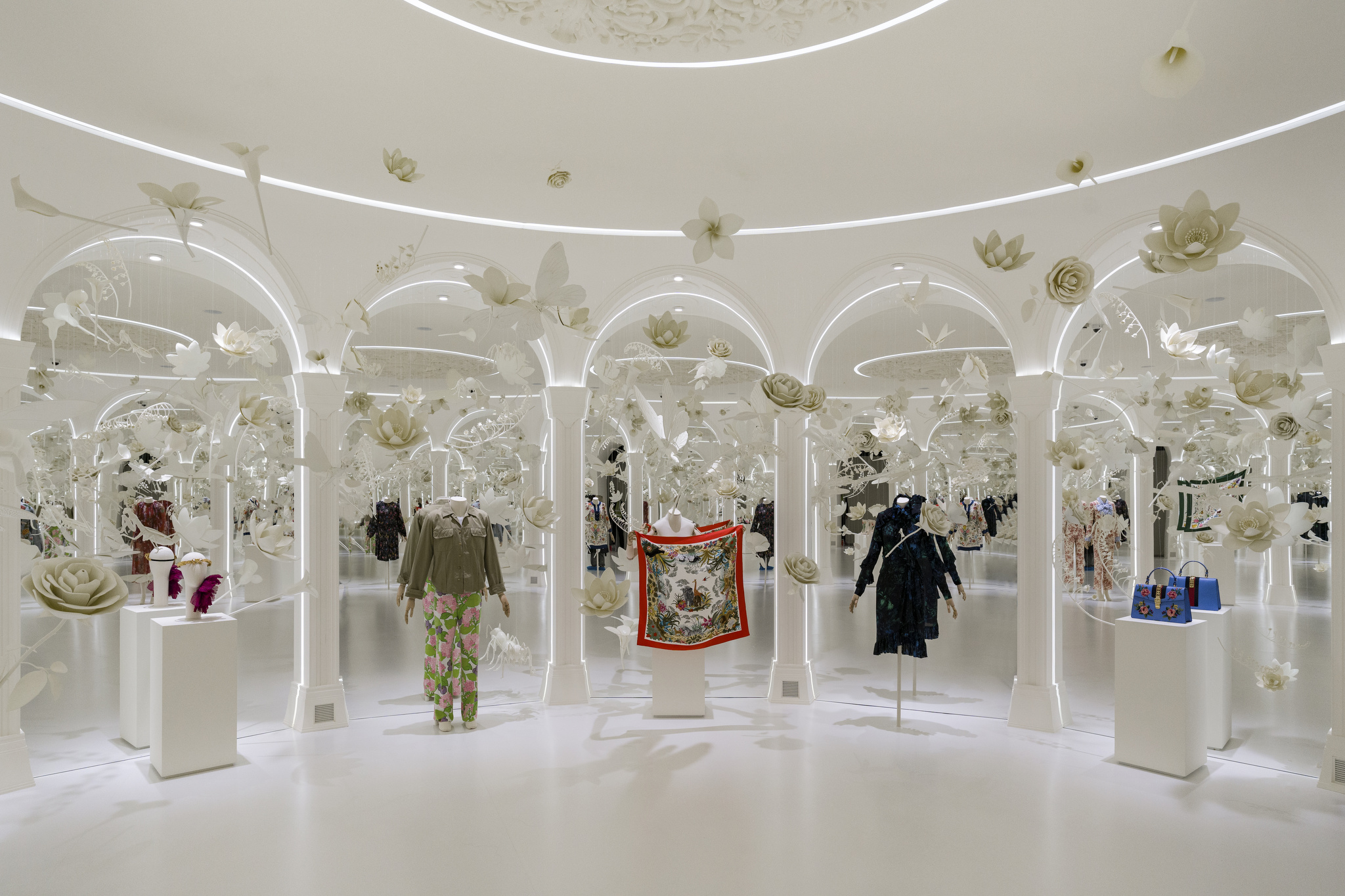 Gucci's Shanghai Exhibition: A Closer Look