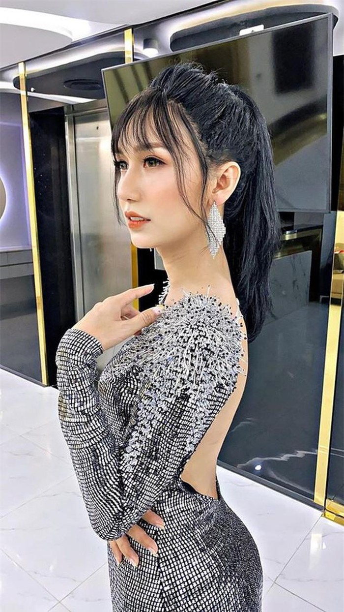 Hành Trình Chuyển Giới Của Lynk Lee: Sự Ủng Hộ Của Gia Đình Và Bạn Trai Là Động Lực To Lớn Hành Trình Chuyển Giới Của Lynk Lee: Sự Ủng Hộ Của Gia Đình Và Bạn Trai Là Động Lực To Lớn