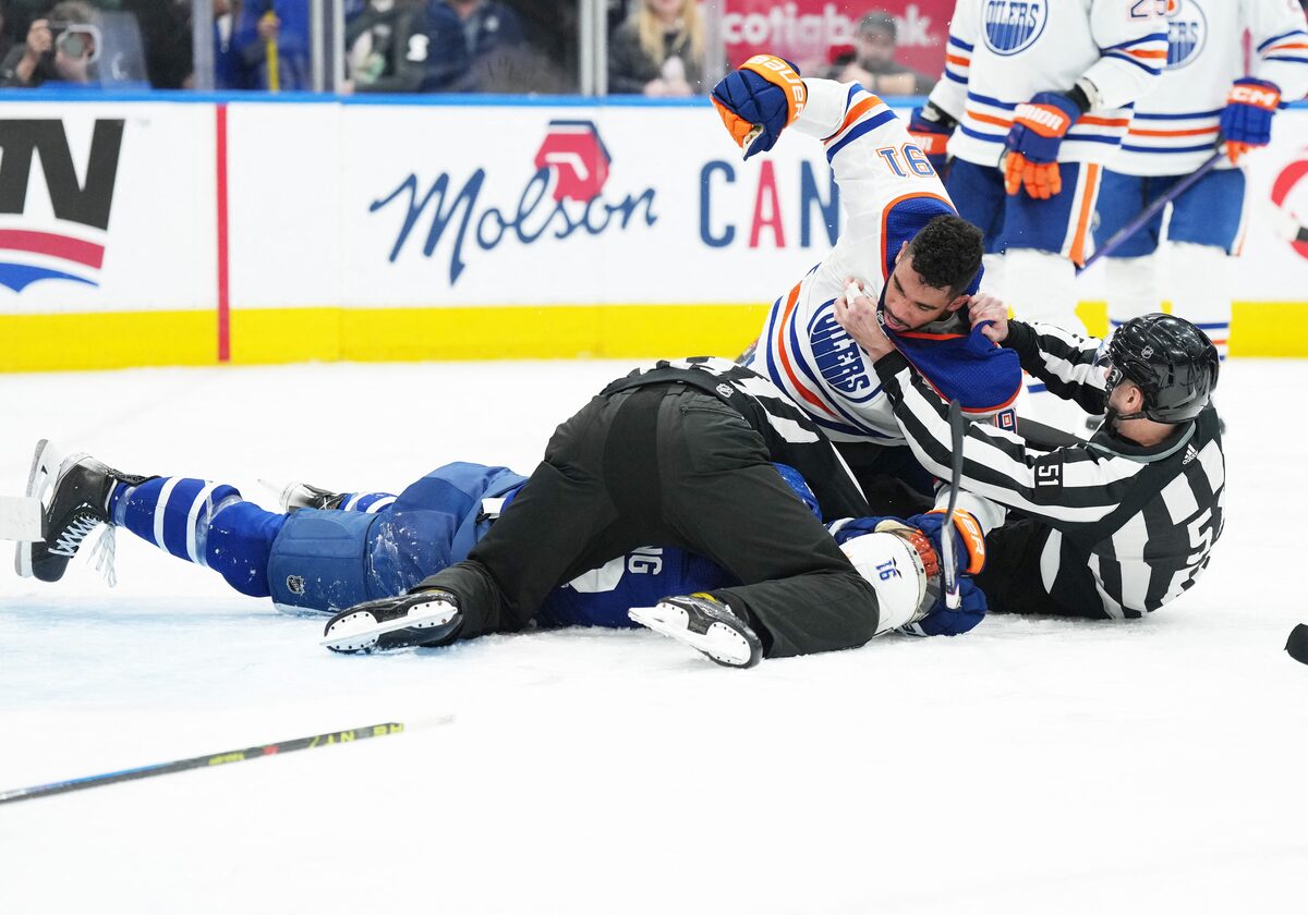 Hard-Fought Win: Maple Leafs Topple Avalanche 2-1 Hard-Fought Win: Maple Leafs Topple Avalanche 2-1