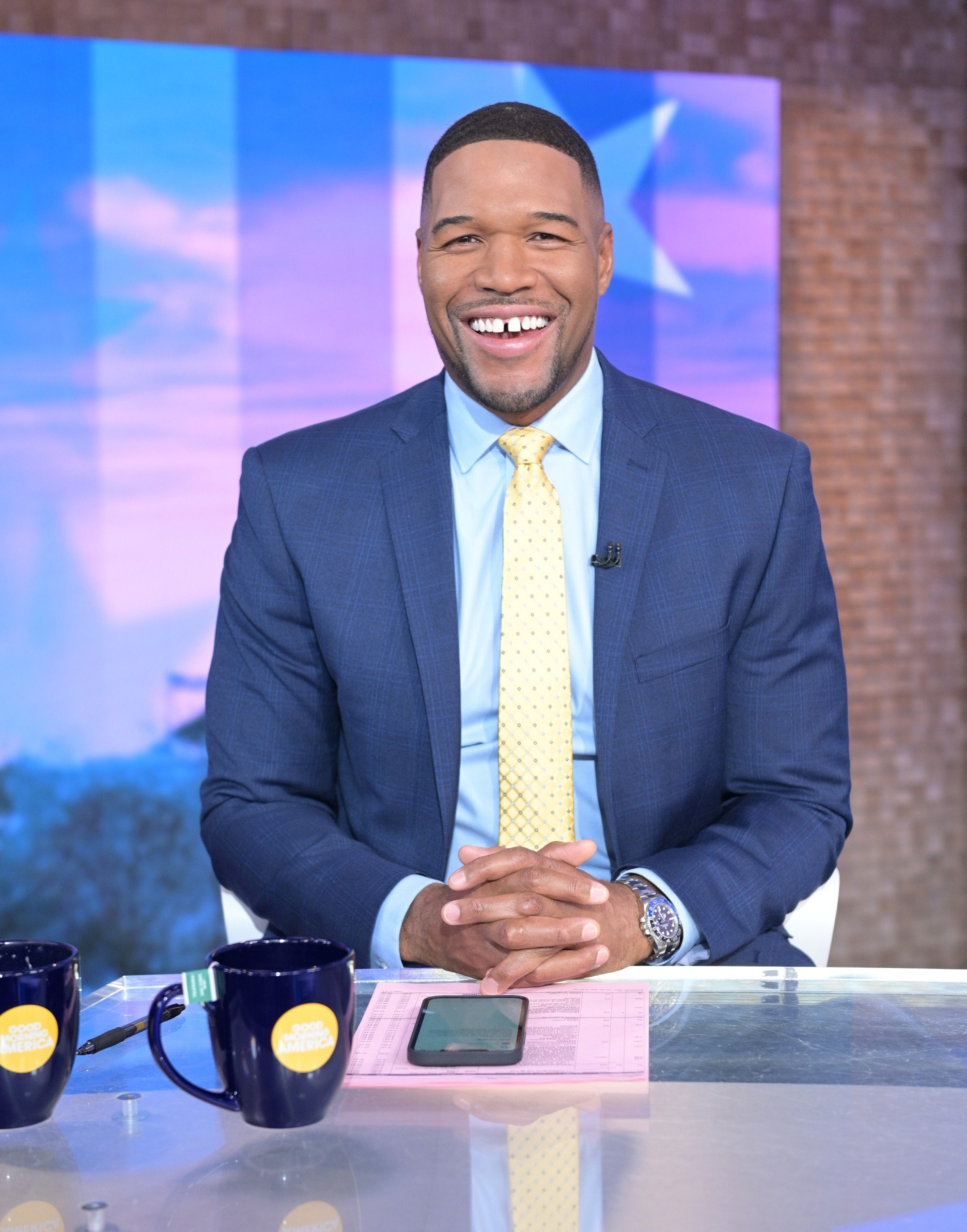 Here's How Michael Strahan May Have Landed A Big Interview Amidst A Ratings War Here's How Michael Strahan May Have Landed A Big Interview Amidst A Ratings War