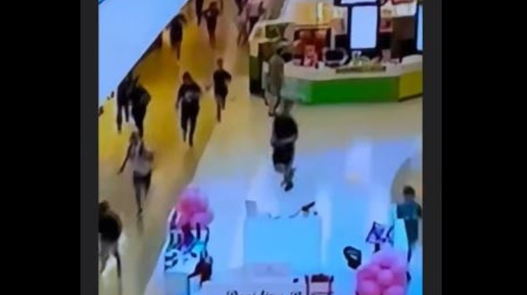 Hetimi Pas Sulmit Vdekjeprurës Me Thikë Në Qendër Tregtare Në Çeki Hetimi Pas Sulmit Vdekjeprurës Me Thikë Në Qendër Tregtare Në Çeki