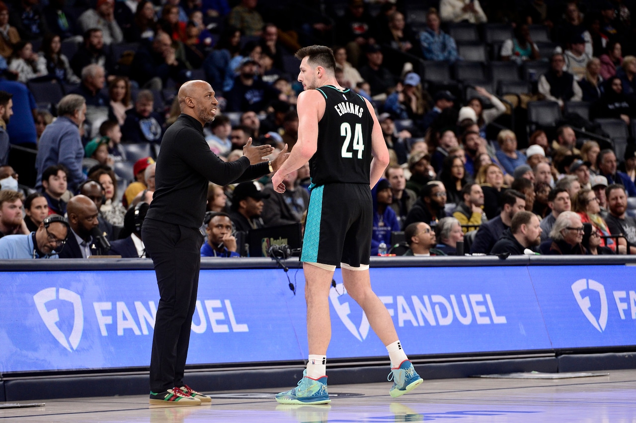 Hield And Payton's Bench Contributions Power Warriors Past Blazers Hield And Payton's Bench Contributions Power Warriors Past Blazers