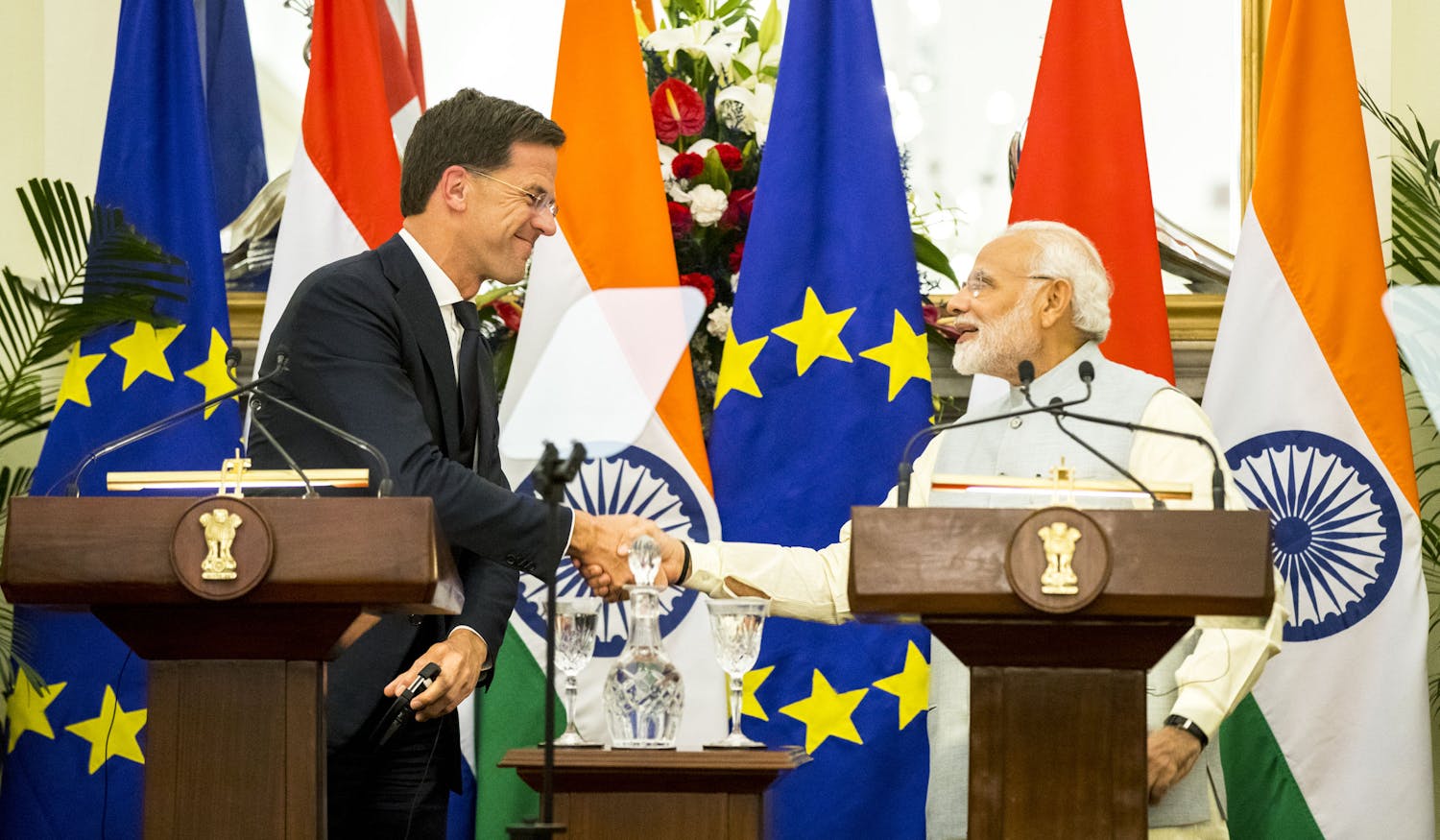 Hoe Brekelmans India Zoveel Mogelijk Aan Zijn Zijde Wil Houden Hoe Brekelmans India Zoveel Mogelijk Aan Zijn Zijde Wil Houden