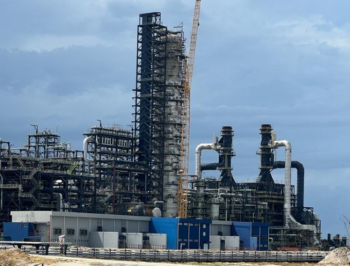 How Dangote's Refinery Could Reshape NNPC Petrol Prices In Nigeria How Dangote's Refinery Could Reshape NNPC Petrol Prices In Nigeria