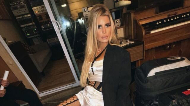 Η Φωνή Της Τζέσικα Σίμπσον: Μυστικά Και Ασκήσεις Η Φωνή Της Τζέσικα Σίμπσον: Μυστικά Και Ασκήσεις