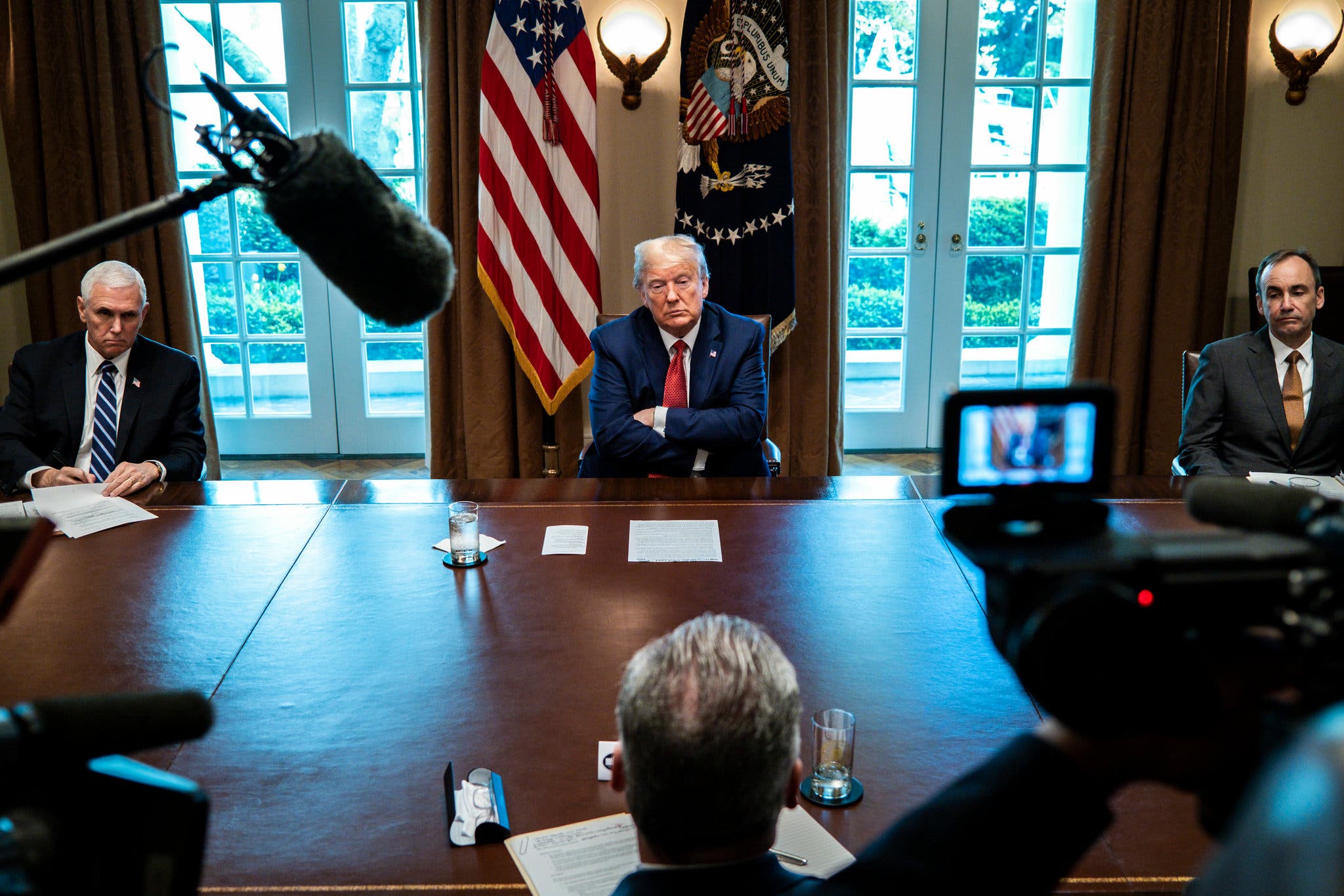 Increased Phone Battery Replacement Costs After Trump Tariffs Increased Phone Battery Replacement Costs After Trump Tariffs