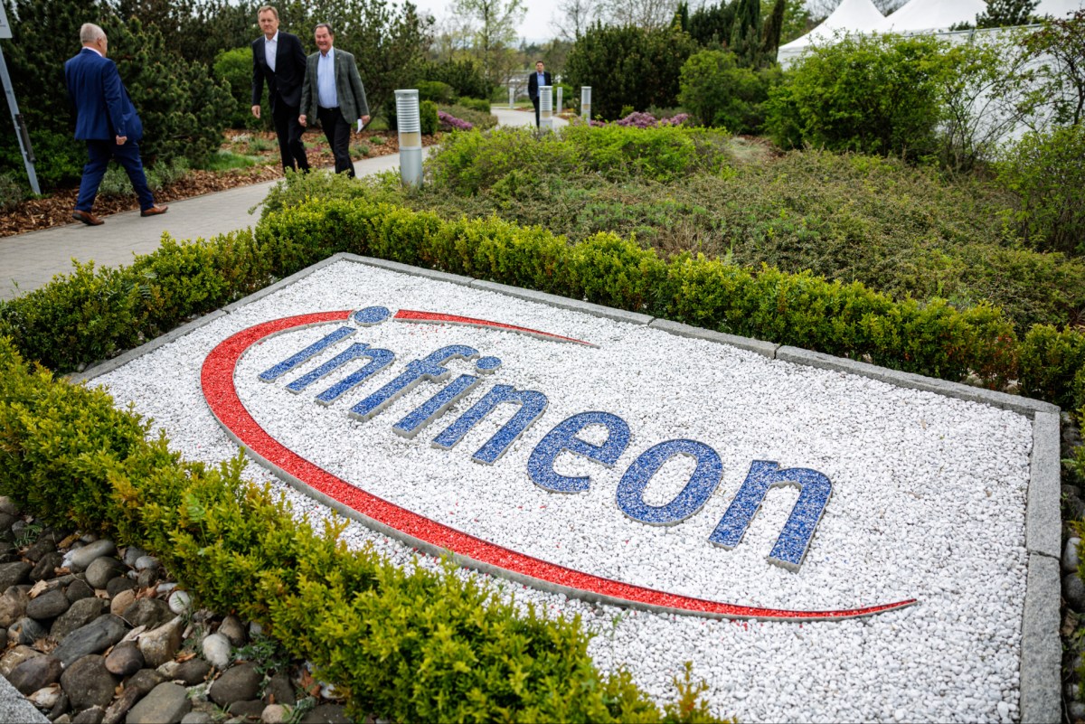 Infineon (IFX) Stock: Sales Projections Miss Estimates Amid Tariff Concerns Infineon (IFX) Stock: Sales Projections Miss Estimates Amid Tariff Concerns