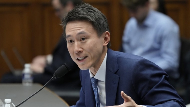 Instagram Vs TikTok: CEO's Testimony Highlights Fierce Competition Instagram Vs TikTok: CEO's Testimony Highlights Fierce Competition