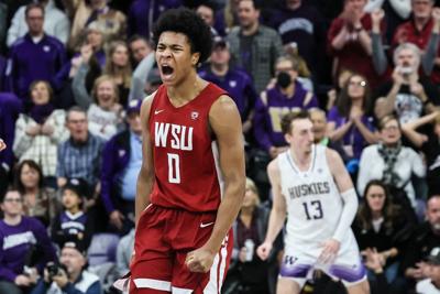 Jaylen Wells' Scary Fall: Taken Off On Stretcher Jaylen Wells' Scary Fall: Taken Off On Stretcher