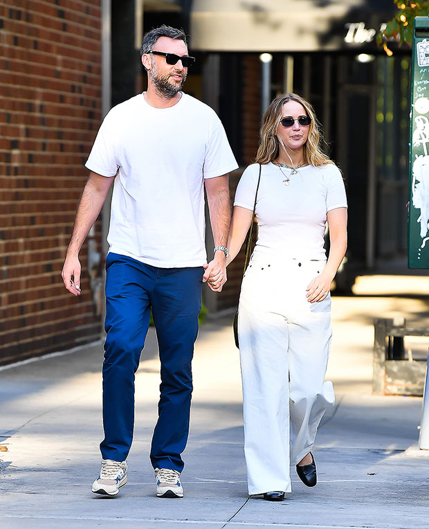 Jennifer Lawrence & Cooke Maroney: New Photos Surface After Second Child Rumors Jennifer Lawrence & Cooke Maroney: New Photos Surface After Second Child Rumors