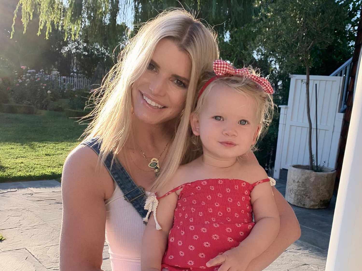 Jessica Simpsons Kontroversiella Uttalande: Ormsperma Jessica Simpsons Kontroversiella Uttalande: Ormsperma