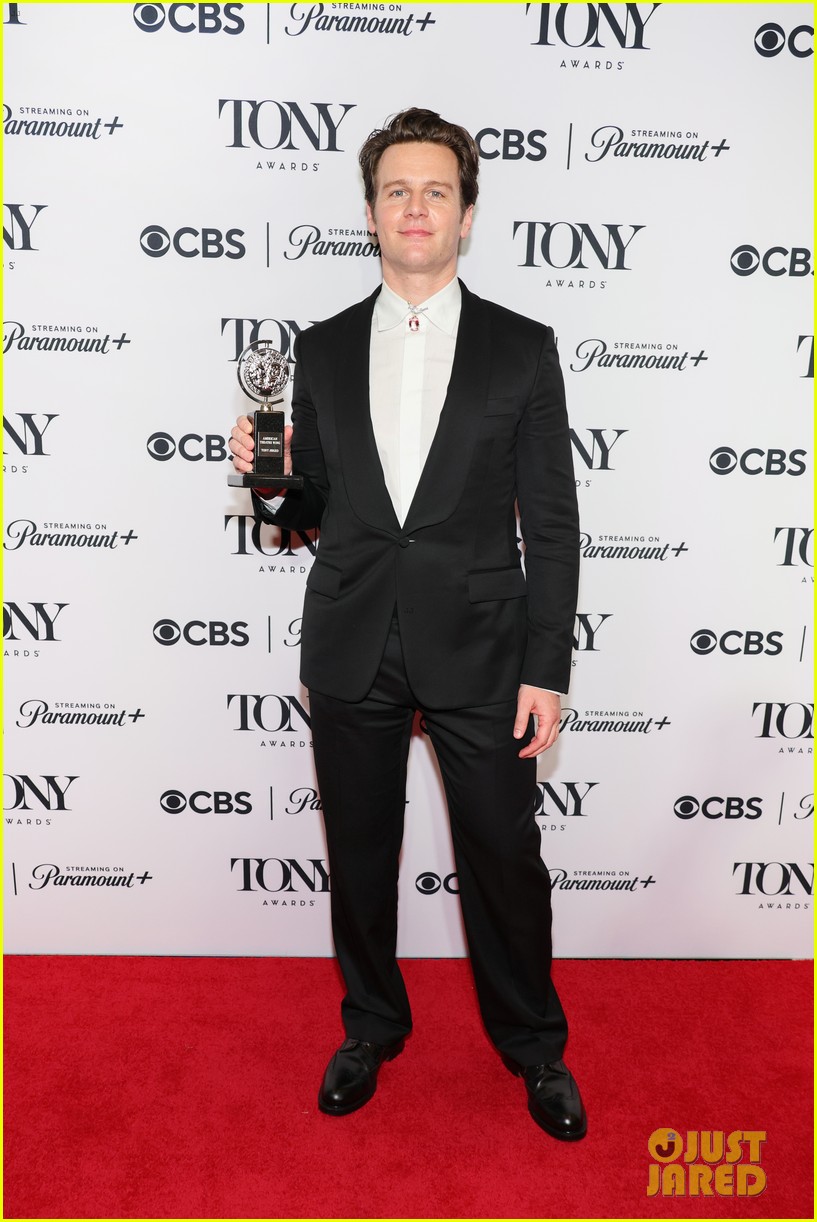 Jonathan Groff's Potential Tony Award History With Jonathan Groff's Potential Tony Award History With