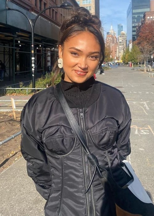 Joy Crookes' New Track Joy Crookes' New Track