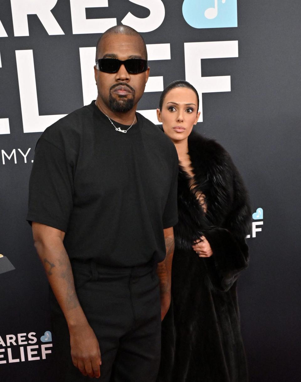 Julia Fox And Bianca Censori: A Style Comparison After Kanye West Split Julia Fox And Bianca Censori: A Style Comparison After Kanye West Split
