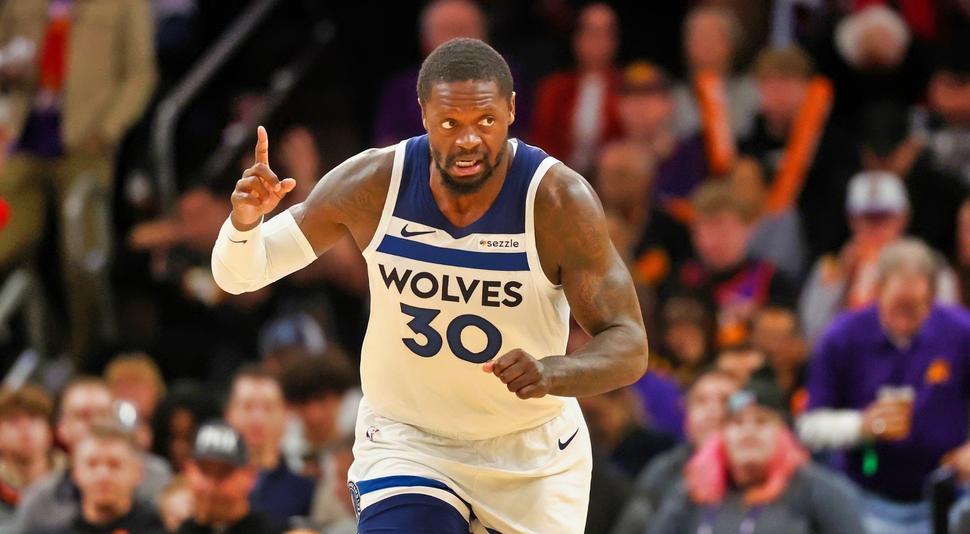 Julius Randle: A Defining Factor In Lakers-Timberwolves Matchup Julius Randle: A Defining Factor In Lakers-Timberwolves Matchup