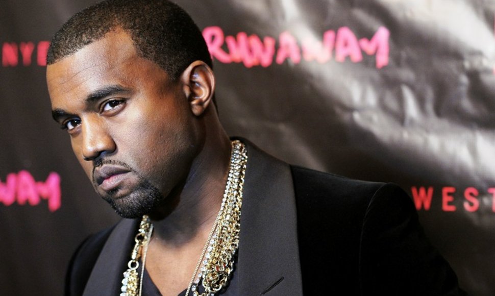 Kanye Westas Vėl Provokuoja: Paviešinta Biancos Censori Nuotraukos Kanye Westas Vėl Provokuoja: Paviešinta Biancos Censori Nuotraukos