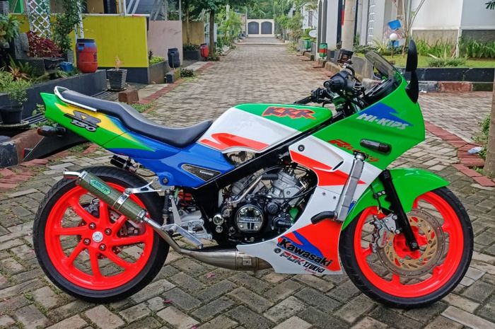 Kawasaki Ninja 500: Modifikasi Mewah & Harga Fantastis (Rp 100 Juta+) Kawasaki Ninja 500: Modifikasi Mewah & Harga Fantastis (Rp 100 Juta+)