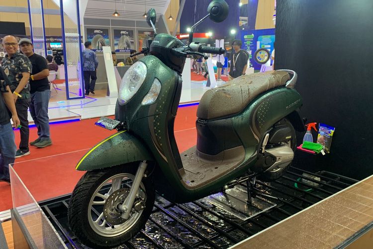 Kawasaki Ninja 500 Series Bersolek: Harga Fantastis Di Atas Rp 100 Juta Kawasaki Ninja 500 Series Bersolek: Harga Fantastis Di Atas Rp 100 Juta