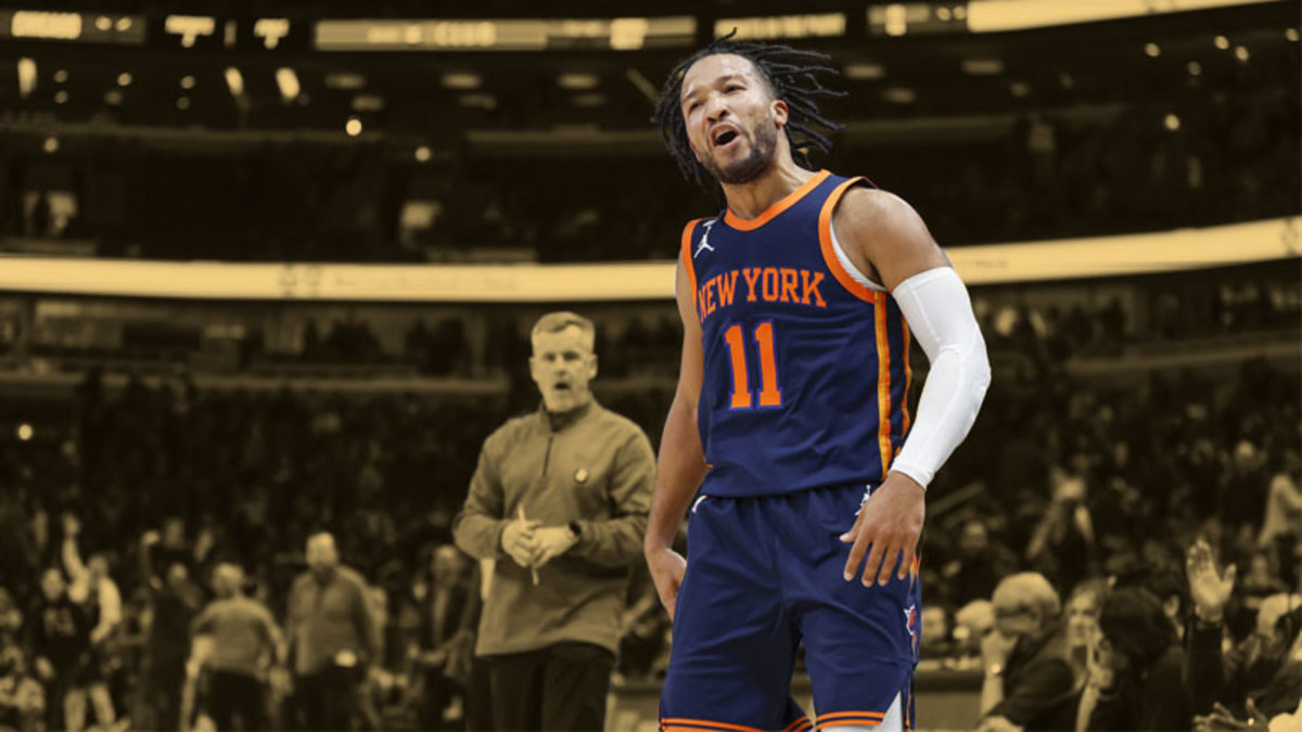 Knicks Fan's Petition: Replace Lady Liberty's Face With Jalen Brunson? Knicks Fan's Petition: Replace Lady Liberty's Face With Jalen Brunson?