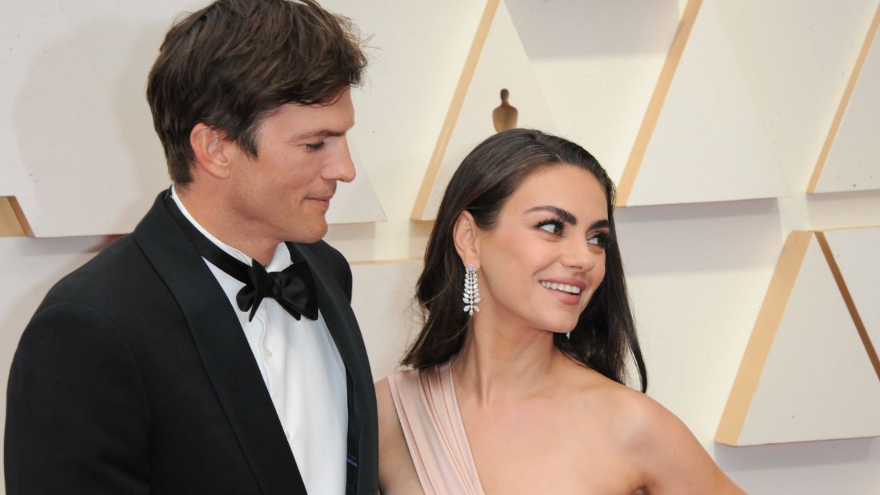 Kutcher-Kunis Family Vacation In Romania: Addressing Recent Marriage Rumors Kutcher-Kunis Family Vacation In Romania: Addressing Recent Marriage Rumors